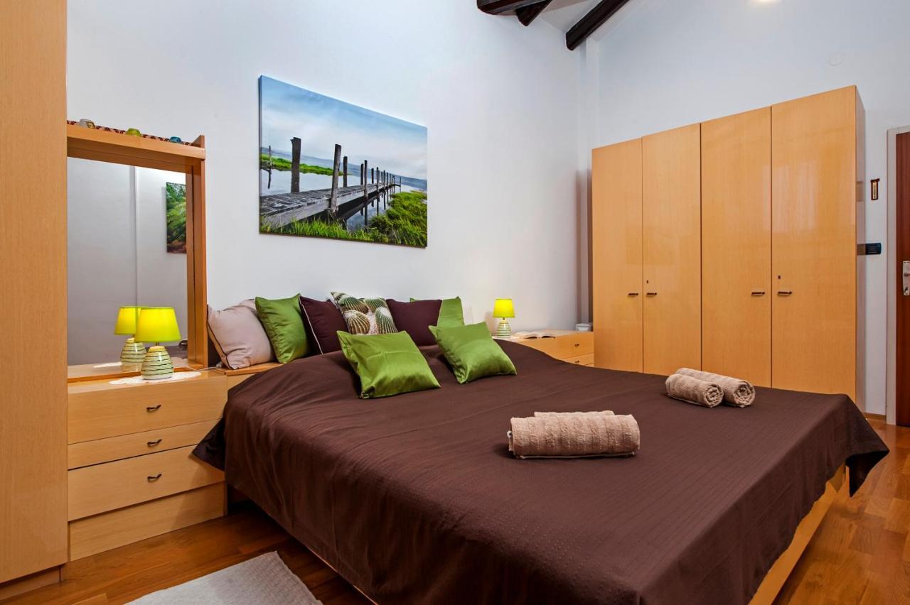 Rovigno Bella Sea View Apartment 외부 사진